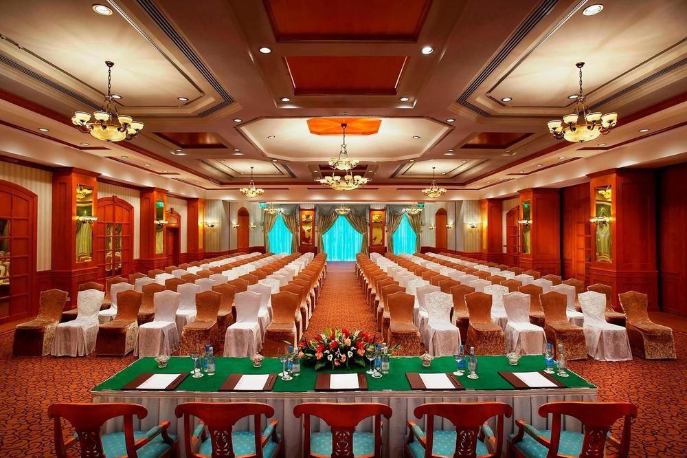 โรงแรมคาร์ลตัน พาเลซ ดูไบ ภายนอก รูปภาพ The Royal Ballroom