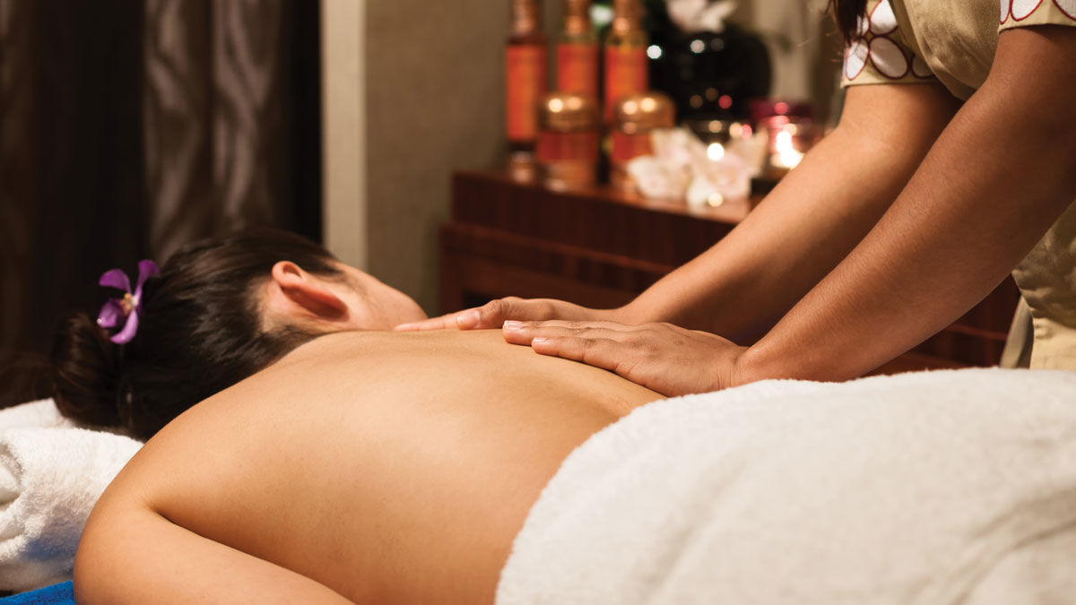 โรงแรมคาร์ลตัน พาเลซ ดูไบ ภายนอก รูปภาพ A massage